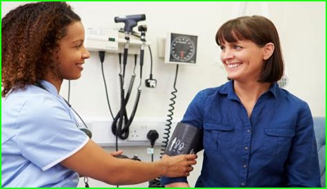 Can A Medical Assistant Work As A Dental Assistant?